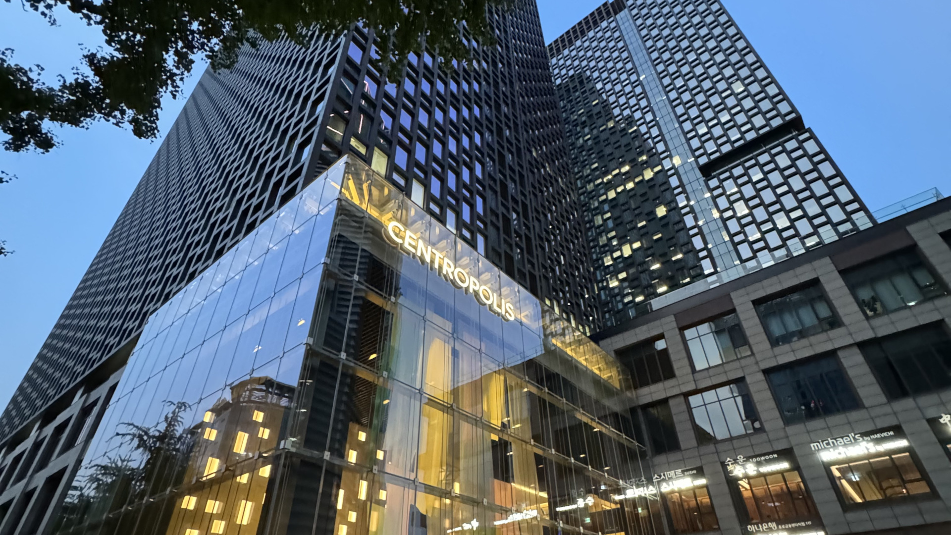 Property Management Ai - Exporis Strategic Advisory